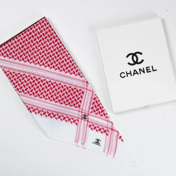 شماغ شانيل الاول