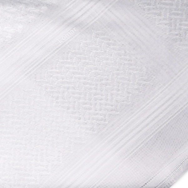 شماغ لومار اميري ابيض