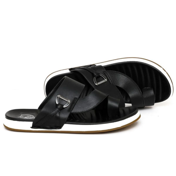 حذاء شرقي طبي اسود 2024